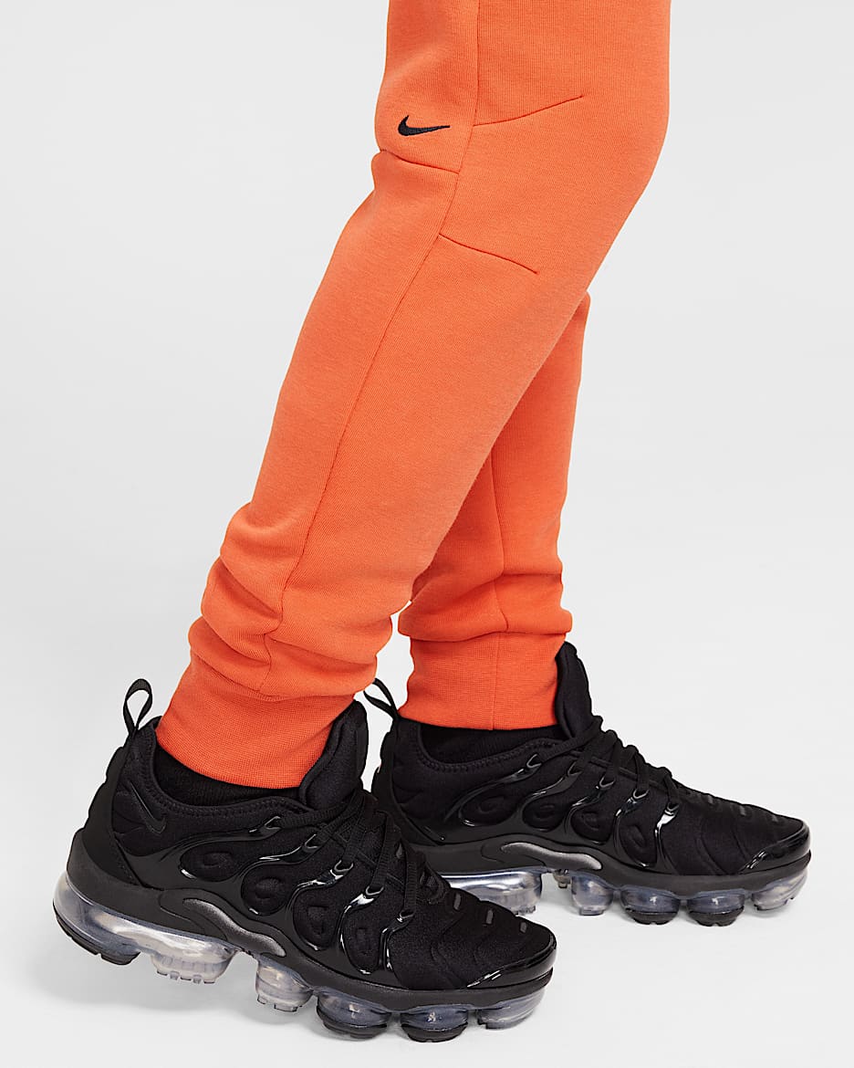 Nike Sportswear Tech Fleece Jogger Nino a. Nike ES